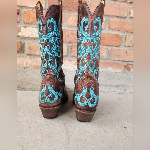 Corral brown with aqua design cowboy boots. Size 10M - Picture 7 of 13